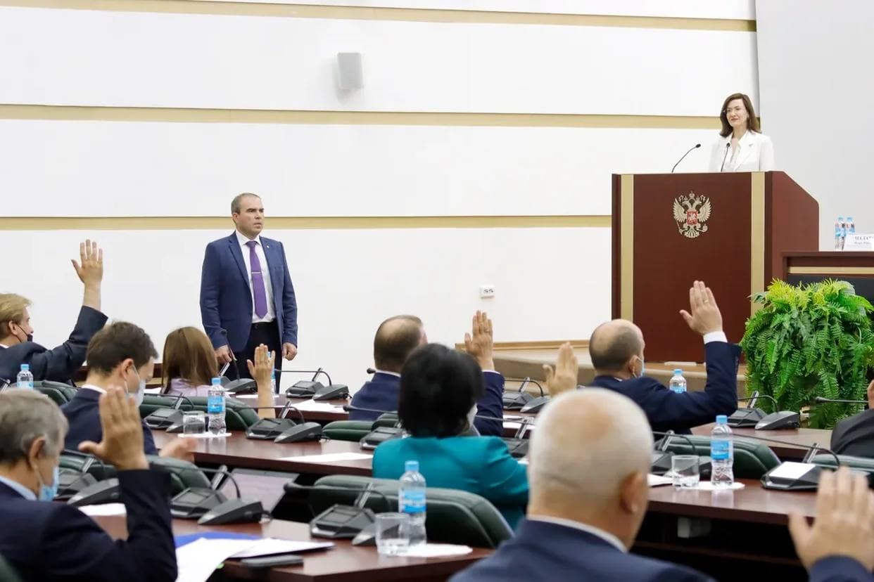 Алексей Сьянов назначен аудитором контрольно-счетной палаты Кемеровской области Алексей Сьянов назначен аудитором контрольно-счетной палаты Кемеровской области