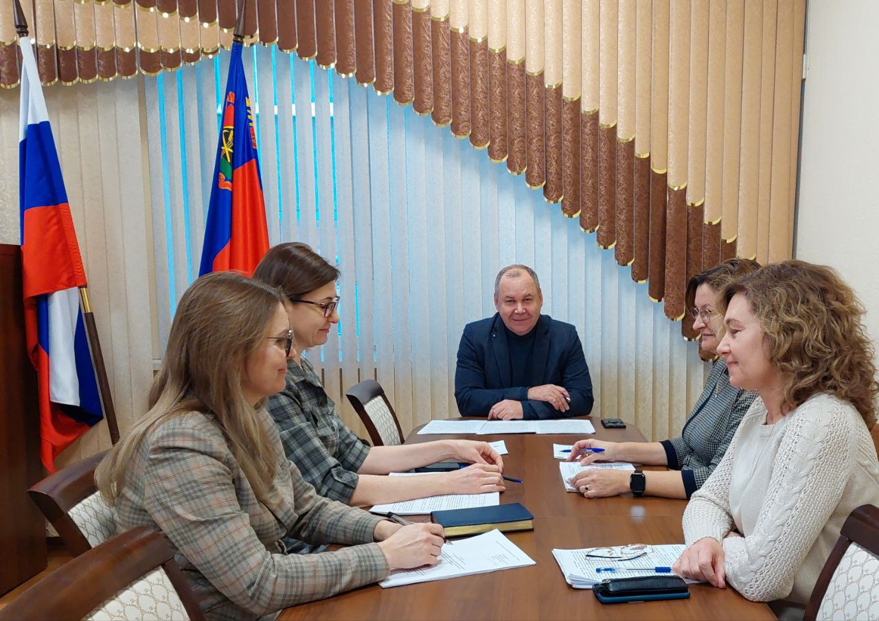 На заседании Коллегии контрольно-счетной палаты Кемеровской области – Кузбасса 22 декабря 2025 года были рассмотрены результаты контрольного мероприятия