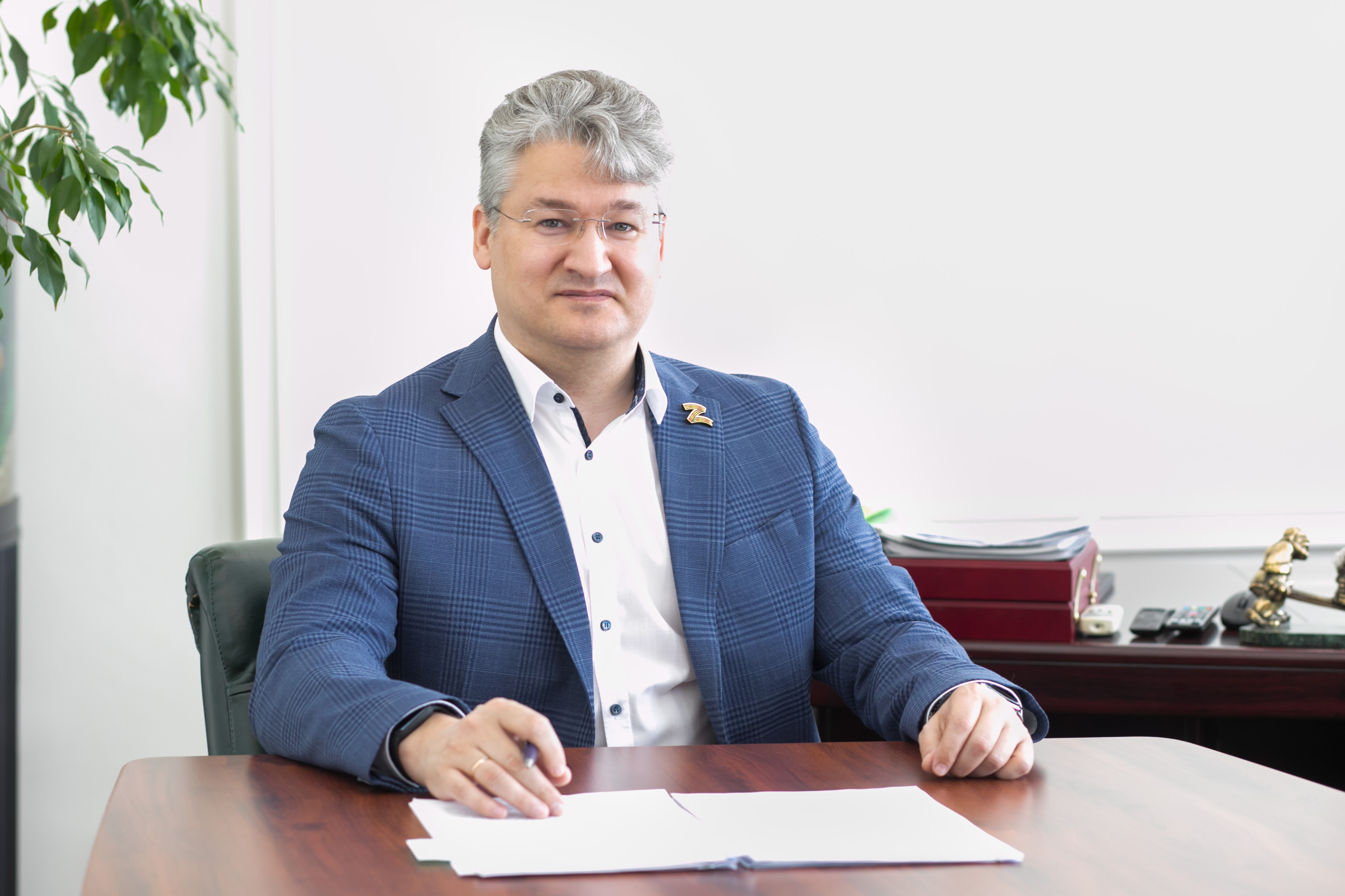 Андрей Панов освобожден от должности заместителя губернатора КуZбасса (по топливно-энергетическому комплексу, транспорту и экологии) и назначен на должность первого заместителя губернатора — председателя правительства КуZбасса